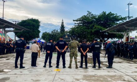 OPERATIVO DE SEGURIDAD EN LA COLONIA DOS DE AGOSTO, TEPIC