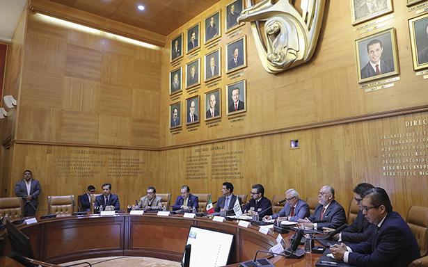 IMSS garantiza operación de 763 elevadores en hospitales y oficinas con contrato plurianual de mantenimiento