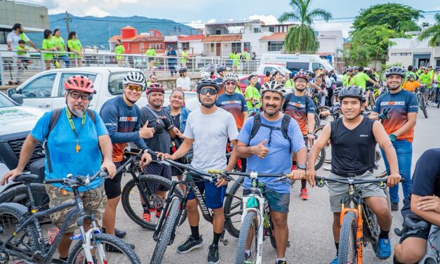 Más de mil personas se unieron a la rodada ciclista por la paz en Vallarta