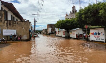 Protección Civil despliega operativo por aumento del caudal del Río Ahuacatlán