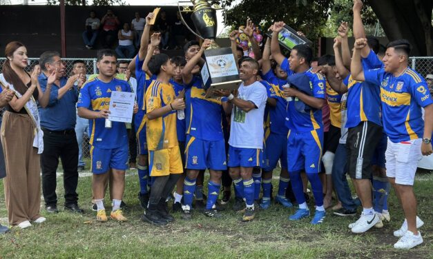 Premiación del Torneo de Fútbol en el marco de la Feria del Elote 2025