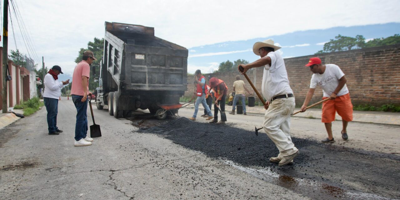 Gobierno de Xalisco sigue trabajando para mejorar las vialidades
