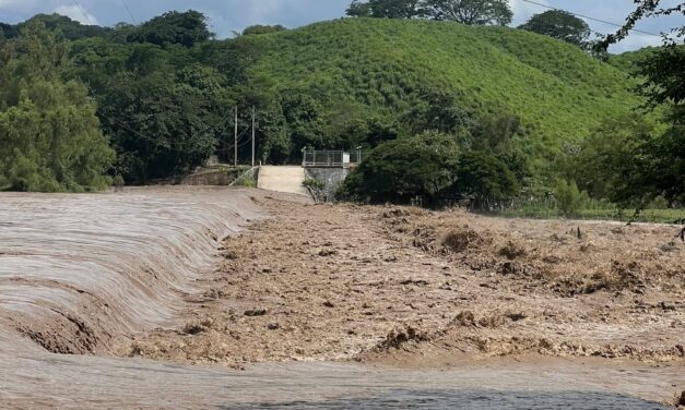 Se exhorta a la población a extremar precauciones por creciente en el Río Ameca