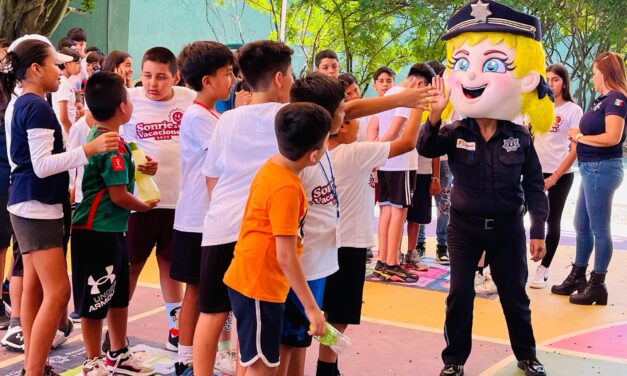 Policía Tepic presente en el curso de verano infantil “Sonríe a las vacaciones 2025”
