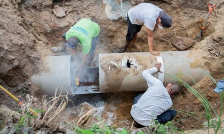 Repara SEAPAL, tubería rota por una empresa privada en El Pitillal