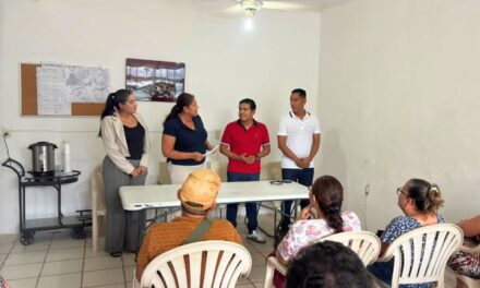 primera reunión informativa del programa Reuniendo Familias