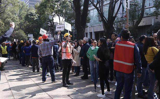 Fortalece IMSS cultura de autoprotección con realización de 14 mil simulacros en sus inmuebles