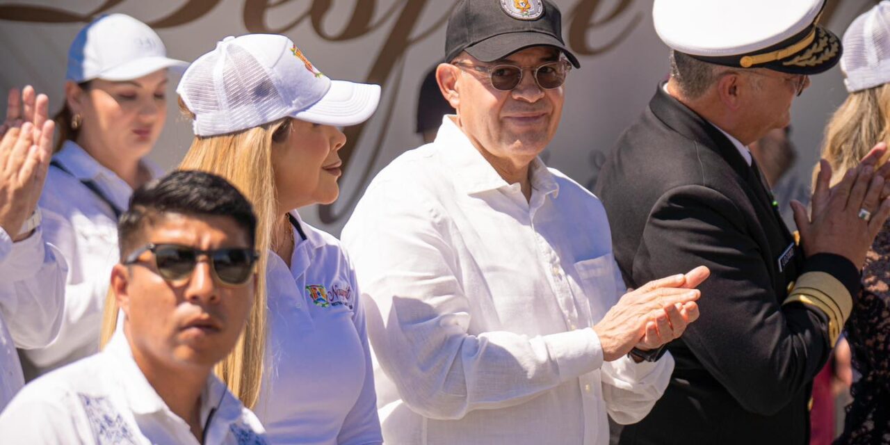 Fiscalía General del estado de Nayarit participó en los actos conmemorativos del 215° Aniversario del inicio de la Independencia de México