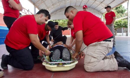 CAPACITACIÓN DE BÚSQUEDA Y RESCATE PARA PROTECCIÓN CIVIL