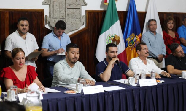 VALLARTA SE HERMANA CON PICO RIVERA, CALIFORNIA