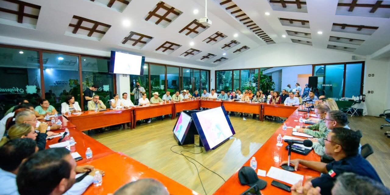 SESIONA CONSEJO ESTATAL DE PROTECCIÓN CIVIL EN NAYARIT
