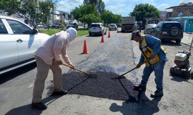 CONCLUYEN REPARACIÓN DE ZANJA EN AV. DELFÍN