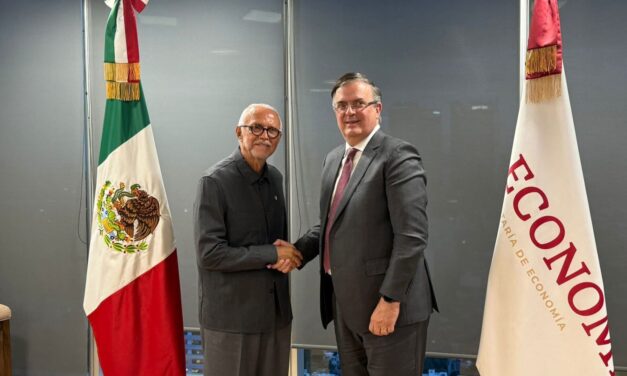 NAVARRO SE REÚNE CON MARCELO EBRARD PARA IMPULSAR PROYECTOS ECONÓMICOS EN NAYARIT