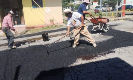 BACHEO EN CALLE DEL PRADO, XALISCO