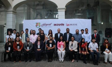 JUVENTUD NAYARITA BRILLA EN CONCURSOS ESTATALES DE ORATORIA Y DEBATE
