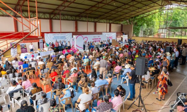 BEATRIZ ESTRADA IMPULSA EDUCACIÓN, SALUD E INCLUSIÓN EN AHUACATLÁN