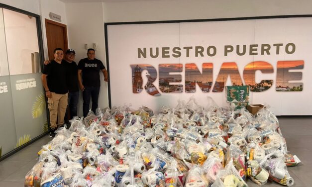 COMUDE Puerto Vallarta lleva más de 100 despensas a las zonas afectadas por las lluvias.