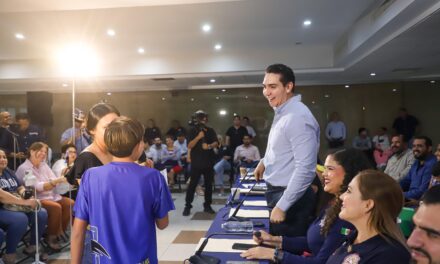 Héctor Santana le cumple a Bucerías: agua potable, limpia y de calidad