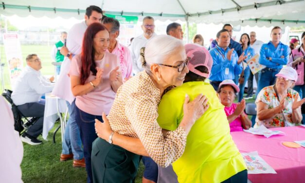 Beatriz Estrada acerca salud y bienestar a Xalisco con Latidos del Corazón