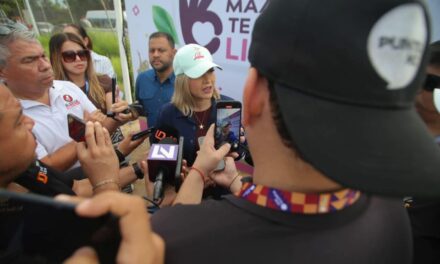 La Presidenta Municipal Estrella Palacios presentó el calendario de las Fiestas Patrias