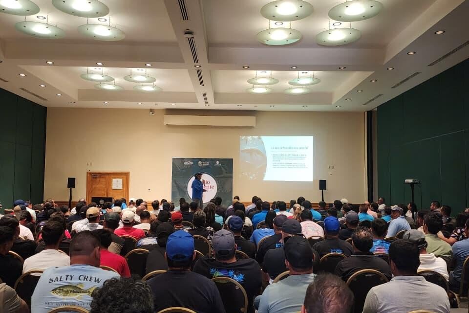 CAPACITACIÓN EN OBSERVACIÓN DE BALLENAS PARA PRESTADORES DE SAN BLAS