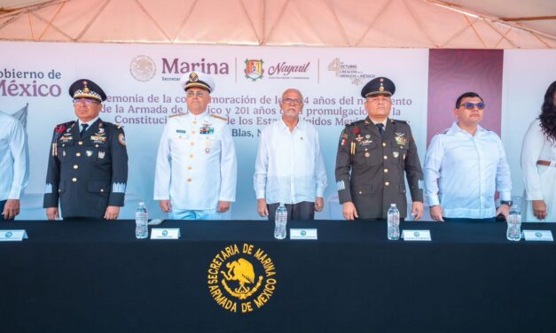 GOBERNADOR NAVARRO QUINTERO CONMEMORA ARMADA Y CONSTITUCIÓN EN NAYARIT