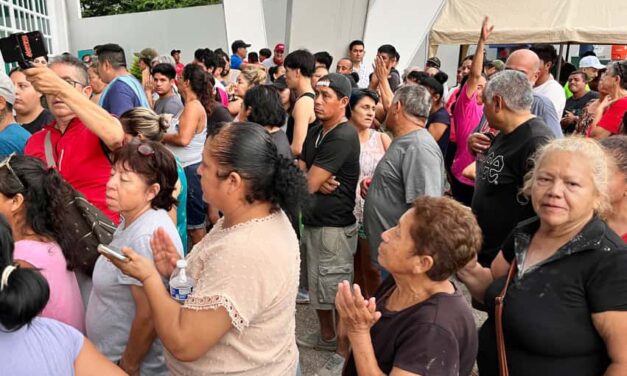 LUIS MUNGUÍA ENTREGA APOYOS A FAMILIAS AFECTADAS POR LAS LLUVIAS