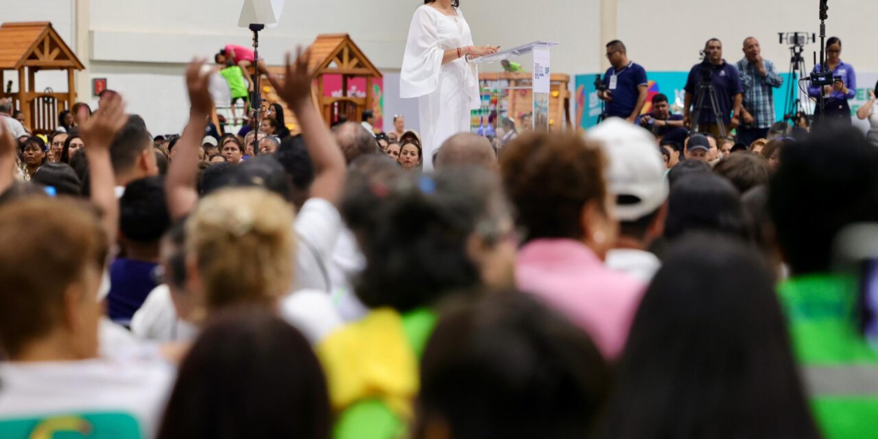 LA ASISTENCIA SOCIAL RENACE: PRESIDENTA DE DIF, CLAUDIA PEÑA