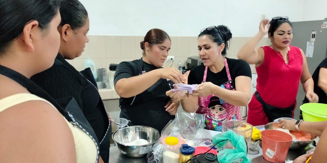 TALLER DE REPOSTERÍA EN TERCERA AMPLIACIÓN DE URÍAS