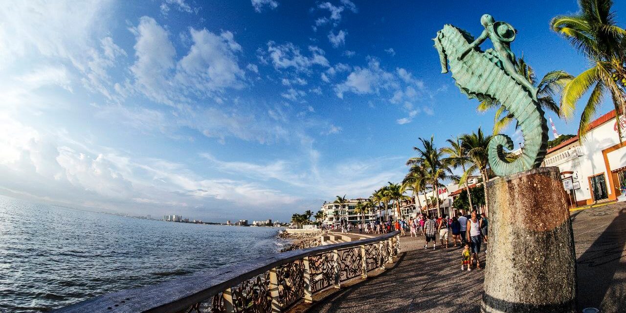 PUERTO VALLARTA, LA MEJOR CIUDAD CHICA DE MÉXICO Y SEGUNDA DEL MUNDO