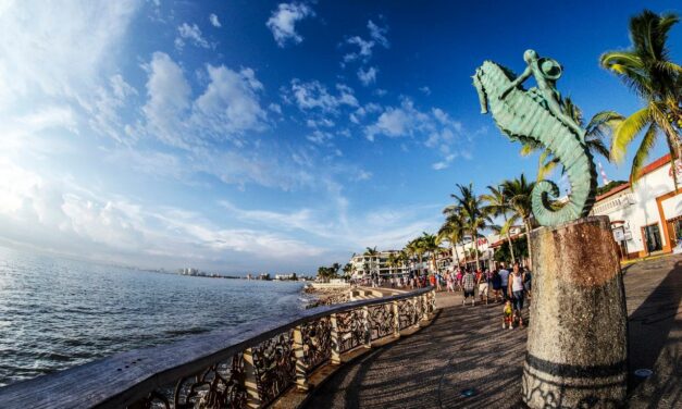 PUERTO VALLARTA, LA MEJOR CIUDAD CHICA DE MÉXICO Y SEGUNDA DEL MUNDO