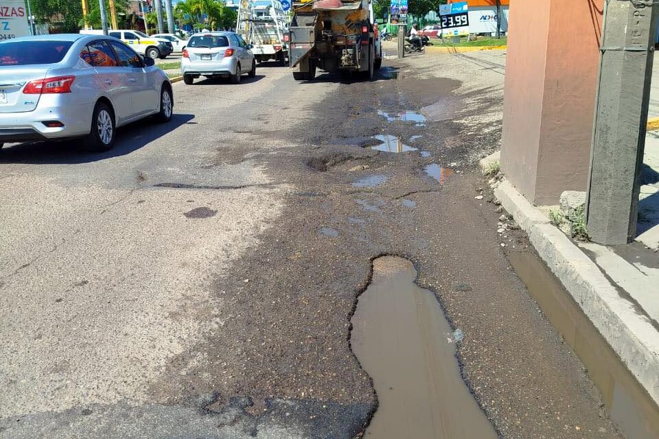 MAZBACHETÓN MEJORA AV. INSURGENTES EN MAZATLÁN