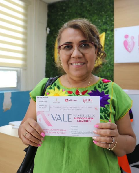 OCTUBRE ROSA: DIF MAZATLÁN ENTREGA VALES GRATUITOS