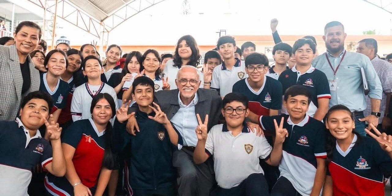 Inician trabajos de demolición en la Secundaria “Esteban Baca Calderón”, durante más de 70 años no había sido renovada