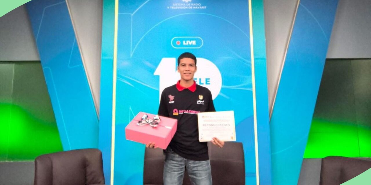 Alumno de la Universidad Tecnológica de Mazatán gana concurso de video sobre la ciencia.