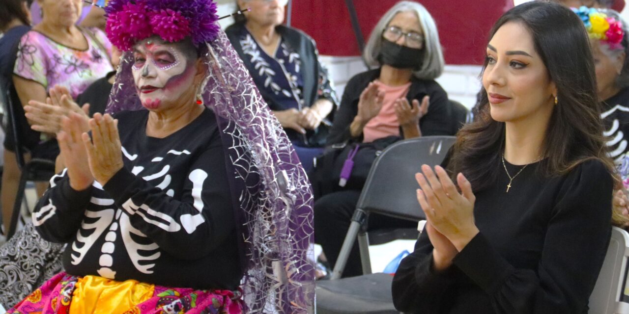 Personas de la Tercera Edad Elaboran Altar de Muertos para Recordar a sus Seres Queridos