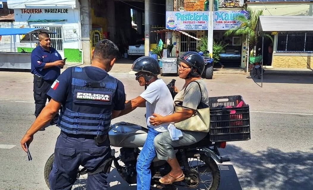 Agentes de Movilidad refuerzan la seguridad vial en la zona norte de Nayarit