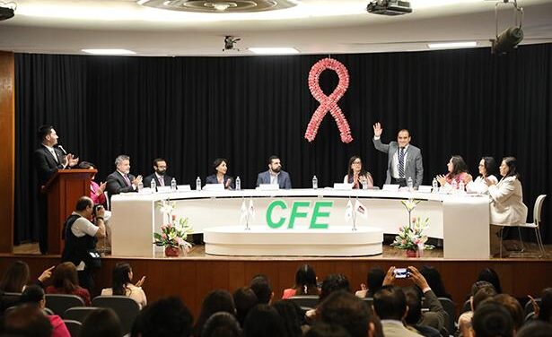 Energía que protege vidas: CFE y el IMSS se visten de rosa en el mes de sensibilización sobre el Cáncer de Mama