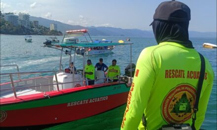 Protección Civil y Bomberos participa en el 2º Torneo Internacional de Pesca de Basura en el Mar