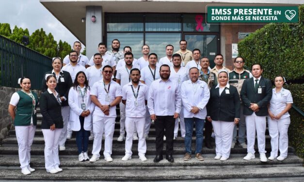 Brigada del IMSS Nayarit brinda apoyo a damnificados por lluvias en Veracruz