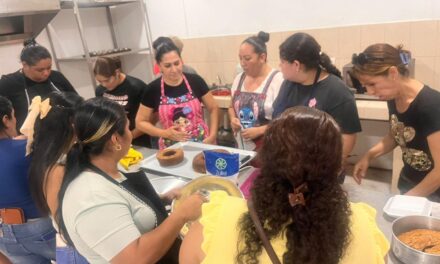 Taller de Repostería en Tercera Ampliación de Urías
