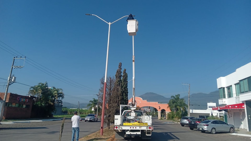 ¡Xalisco más iluminado!