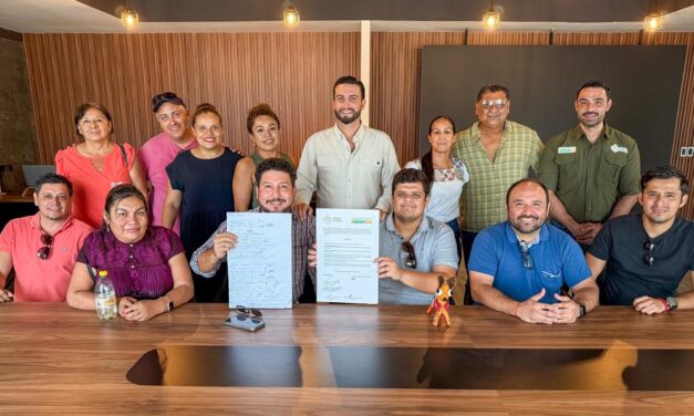 Munguía acuerda con vecinos y locatarios continuar obra de Av. México