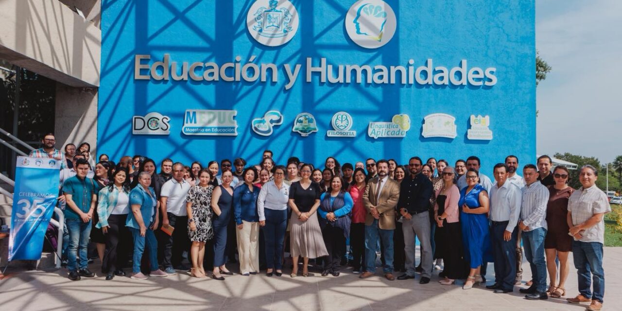 ¡35 años transformando mentes y fortaleciendo la educación en Nayarit!