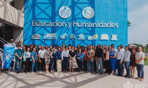 ¡35 años transformando mentes y fortaleciendo la educación en Nayarit!