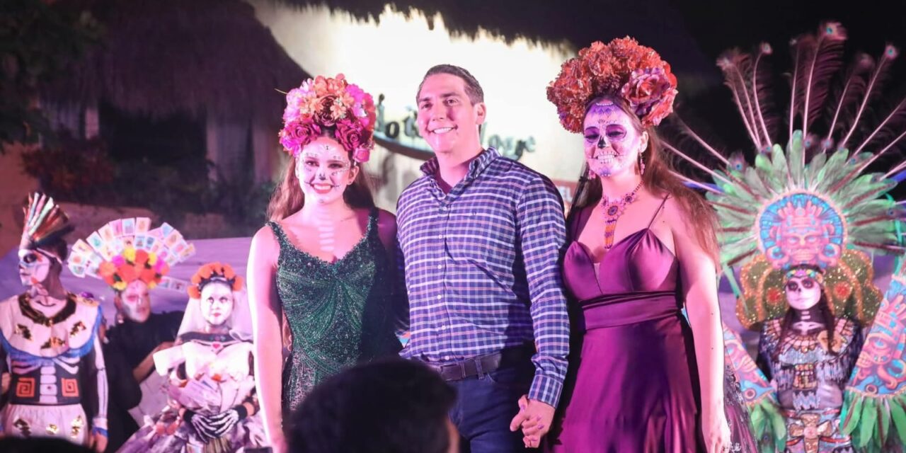 HÉCTOR SANTANA INAUGURA EL FESTIVAL INTERNACIONAL DE DÍA DE MUERTOS