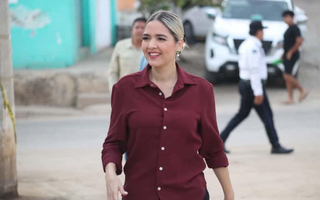 ENTREGA ESTRELLA PALACIOS PAVIMENTACIÓN “DE PAQUETE COMPLETO” EN MAZATLÁN III