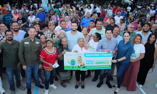 Entrega SEAPAL tinacos a mil 200 personas en Ixtapa