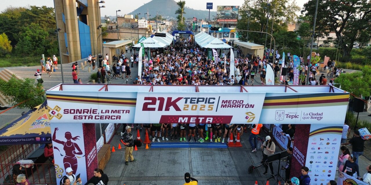 ¡Así se vivió el Medio Maratón de Tepic 2025!