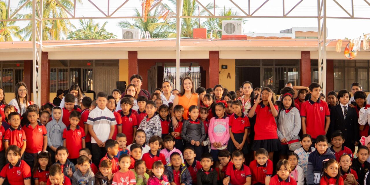 DIF BAHÍA LLEVA PREVENCIÓN DE ABUSO INFANTIL A LA PRIMARIA 15 DE MARZO